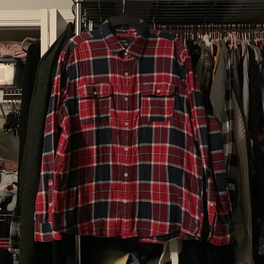 ✨SOLD✨ American Eagle Outfitters Red/Blue Plaid Flannel Shirt